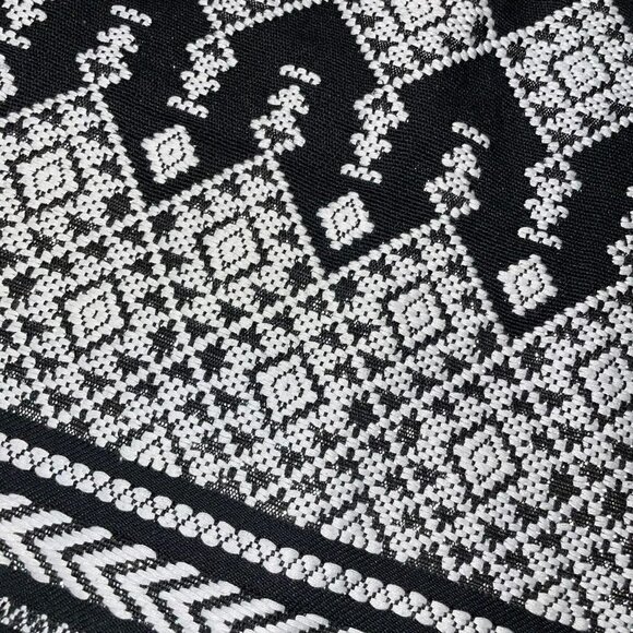 H&M Black & White Metallic Embroidered Aztec Geometric Mini Skirt - Size XS - Picture 3 of 9